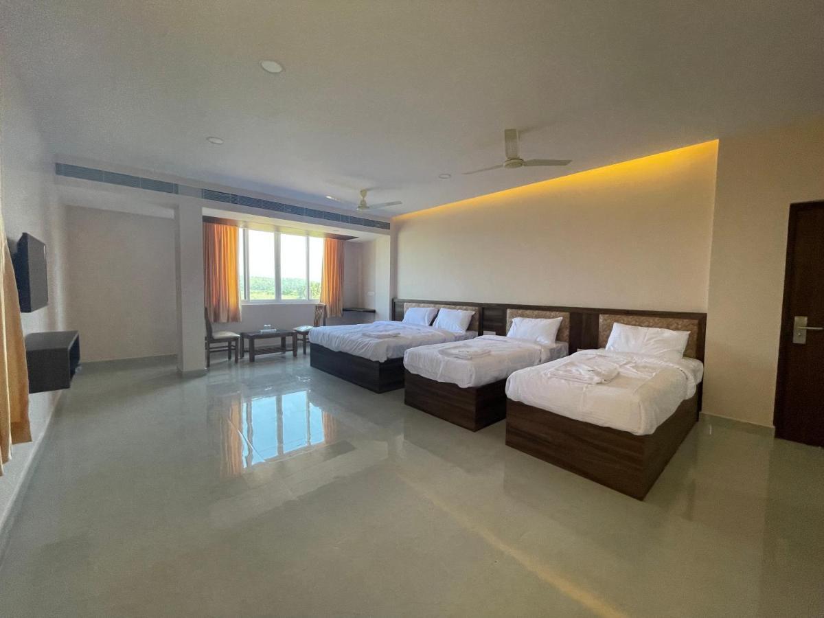 Hotel Lavender Elite Haldipur Exterior photo